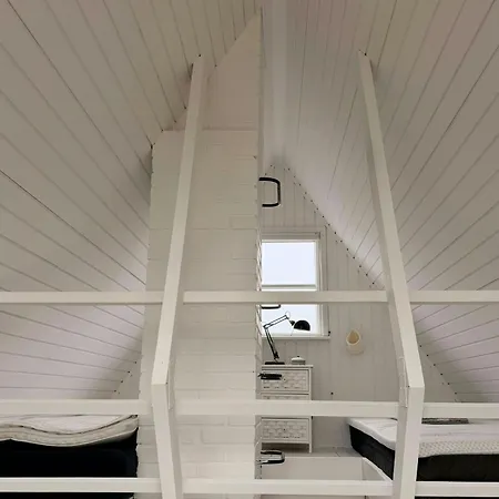 Ferienhaus Cozy Summer House 400 Metres From The *
